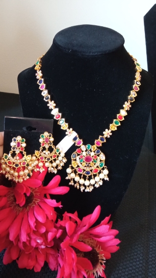 Picture of Brand new Navratna necklace