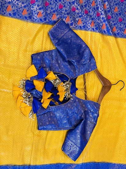 Picture of kubera Pattu Saree with blouse