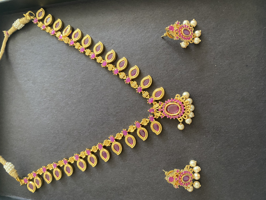 Picture of Simple Mango Pattern Jewelry Set (1 gram gold)
