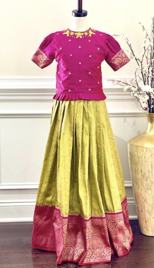 Picture of Benaras lehanga with beautiful pure silk work blouse 8-10y