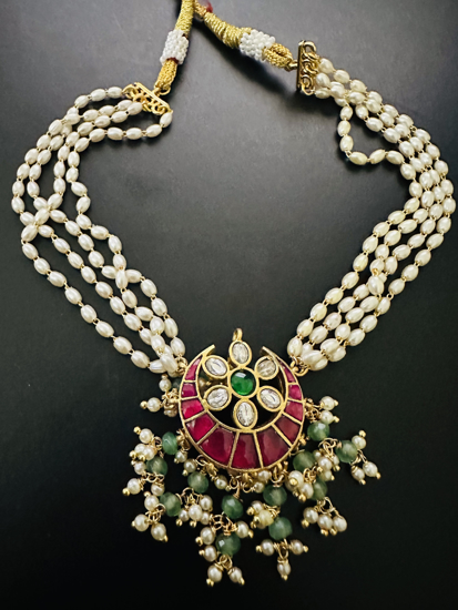 Picture of Jadau kundan rice pearl choker