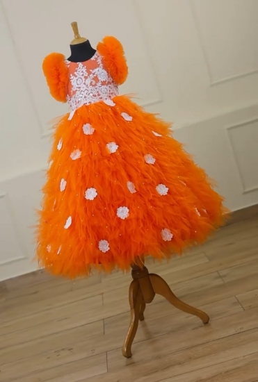 Picture of Never worn orange Birthday Dress 4-5y