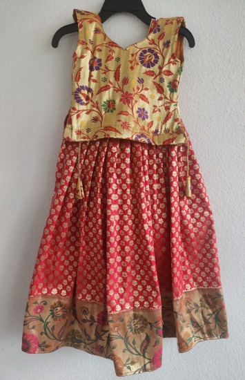Picture of Pattu dress with paithani border 2-3y