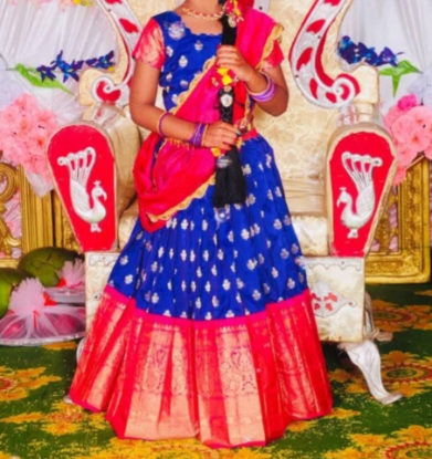 Picture of Girls pattu lehenga with dupatta 6-7y