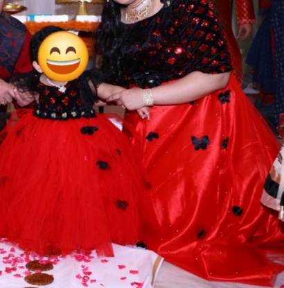 Picture of Mom(XXL) and daughter(1-2y) combo