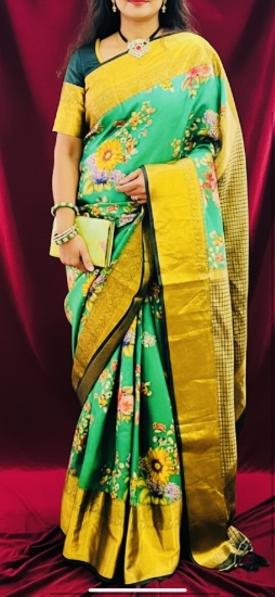 Picture of Pure Crepe Digital Print Floral Saree & Blouse 