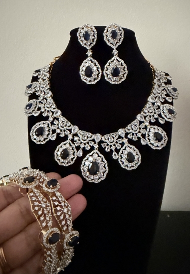 Picture of Diamond replica layered necklace set 
