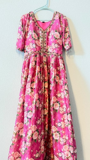 Picture of PL741 chinnon floral frock never worn
