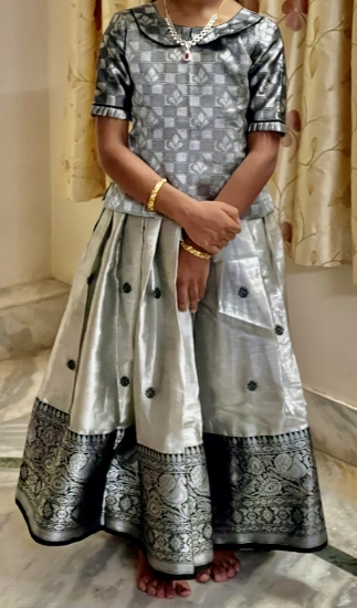 Picture of Black and silver tissue organza Lehanga 6-8Y