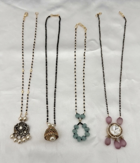Picture of Black beads combo