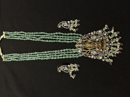 Picture of Victorian Balaji Beads Haram Set