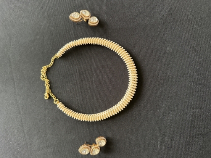 Picture of  Pearl Ribbed Gold foil Finish Hasli Chain